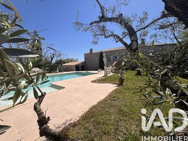 Maison à vendre, 213m², Vallon-Pont-d'Arc