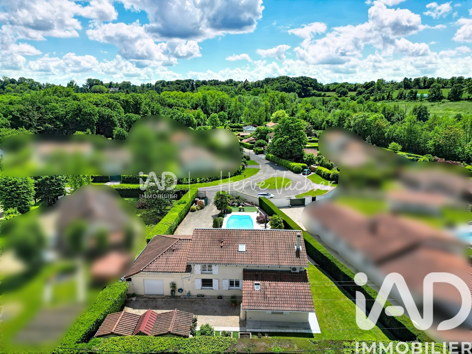 Maison à vendre, 166m², Montagnat
