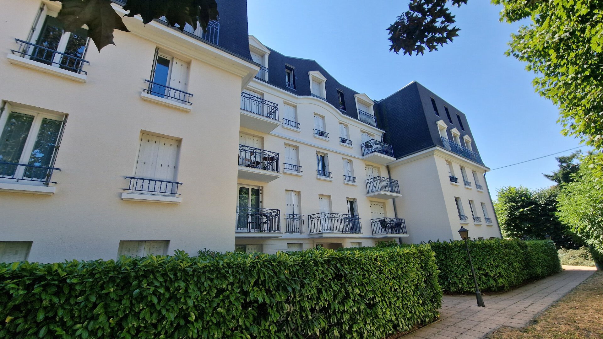 Appartement à vendre, 26m², Mantes-la-Jolie
