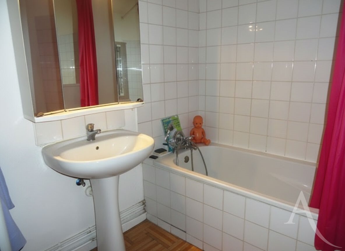 Maison à vendre, 337m², La Falaise