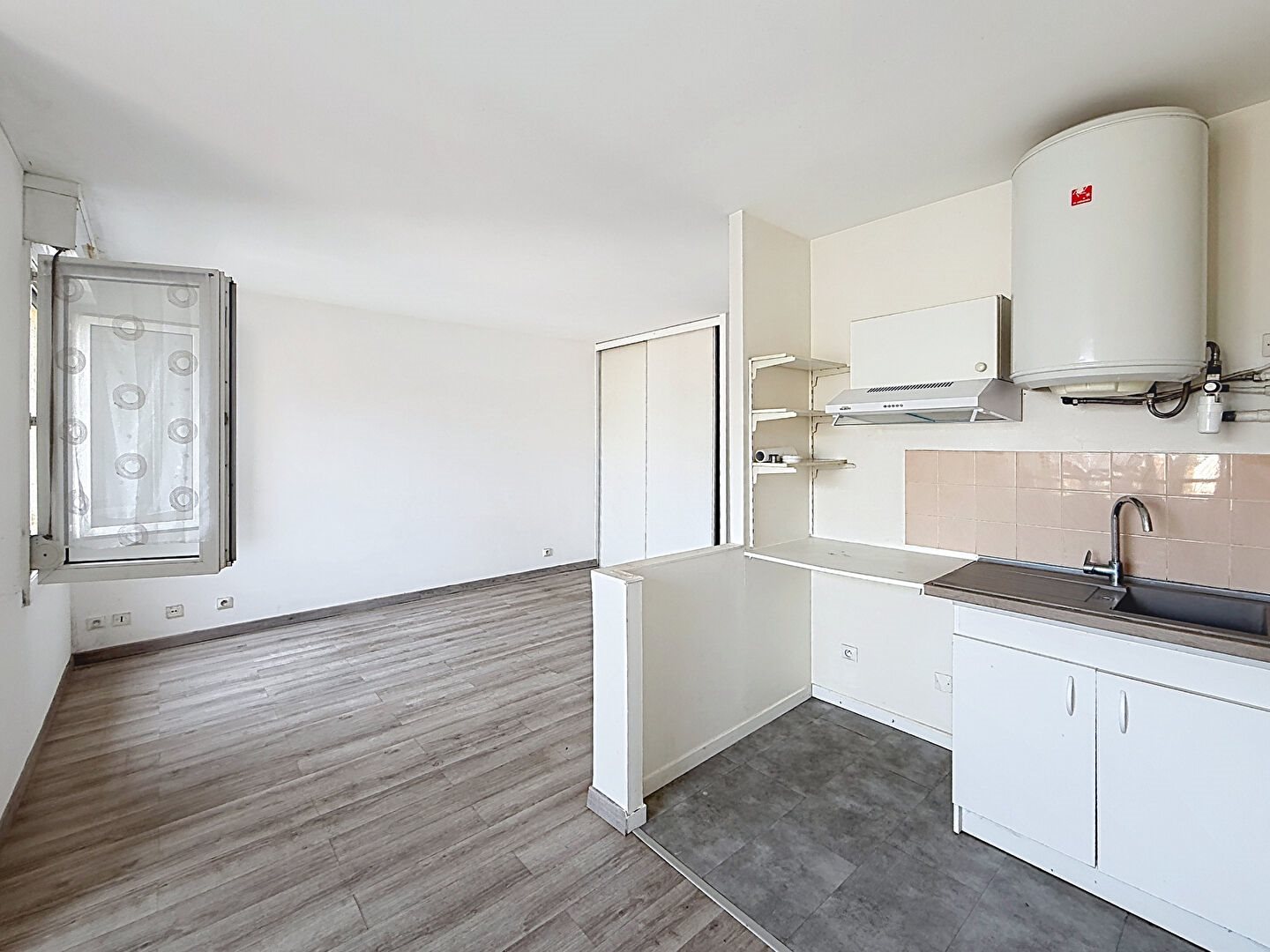 Appartement à vendre, 30m², Mantes-la-Jolie