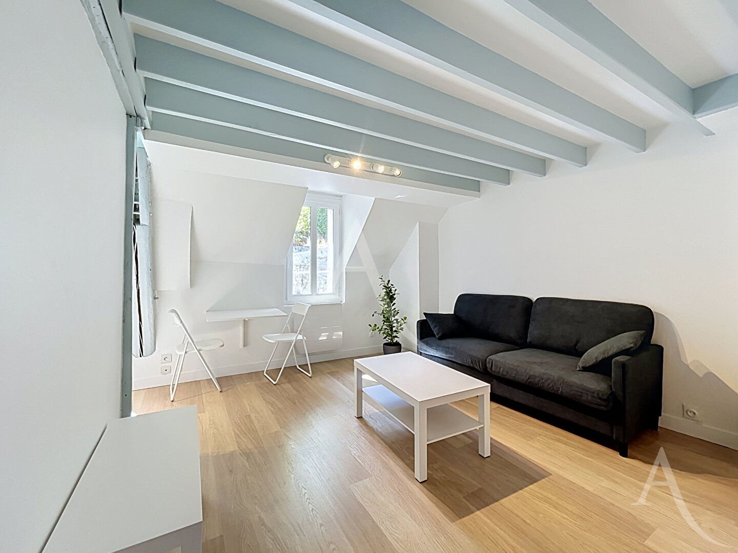 Appartement à louer, 29m², Mantes-la-Jolie