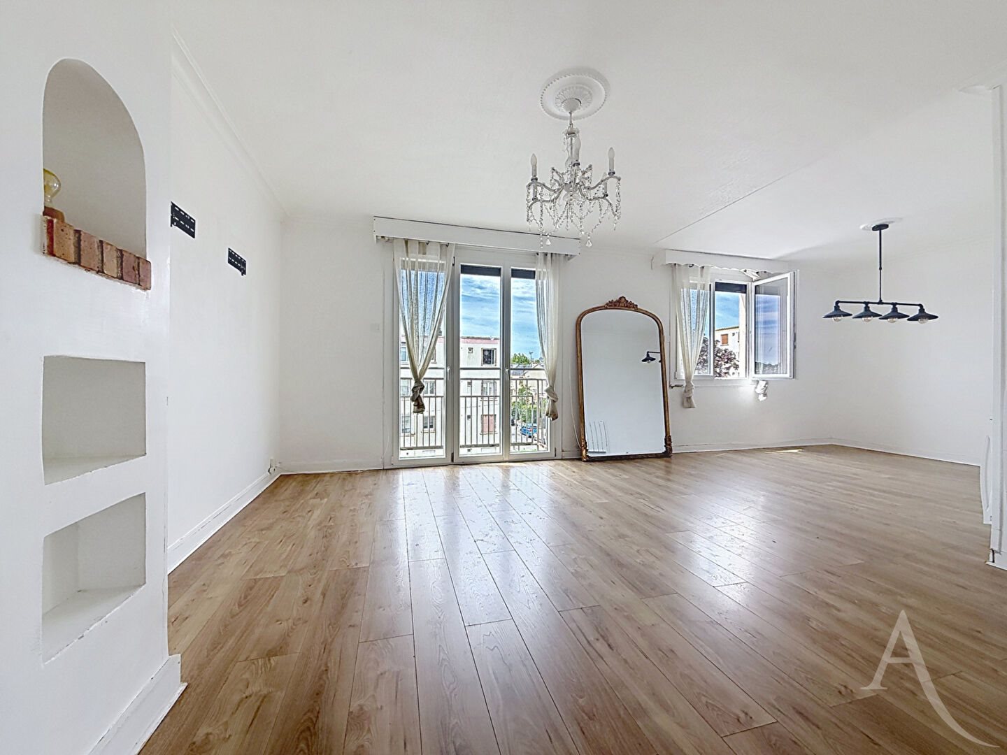 Appartement à vendre, 68m², Mantes-la-Ville