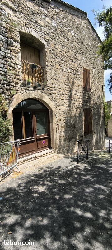 Appartement à louer, 34m², Saint-Martin-de-Londres
