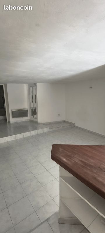 Appartement à louer, 34m², Saint-Martin-de-Londres
