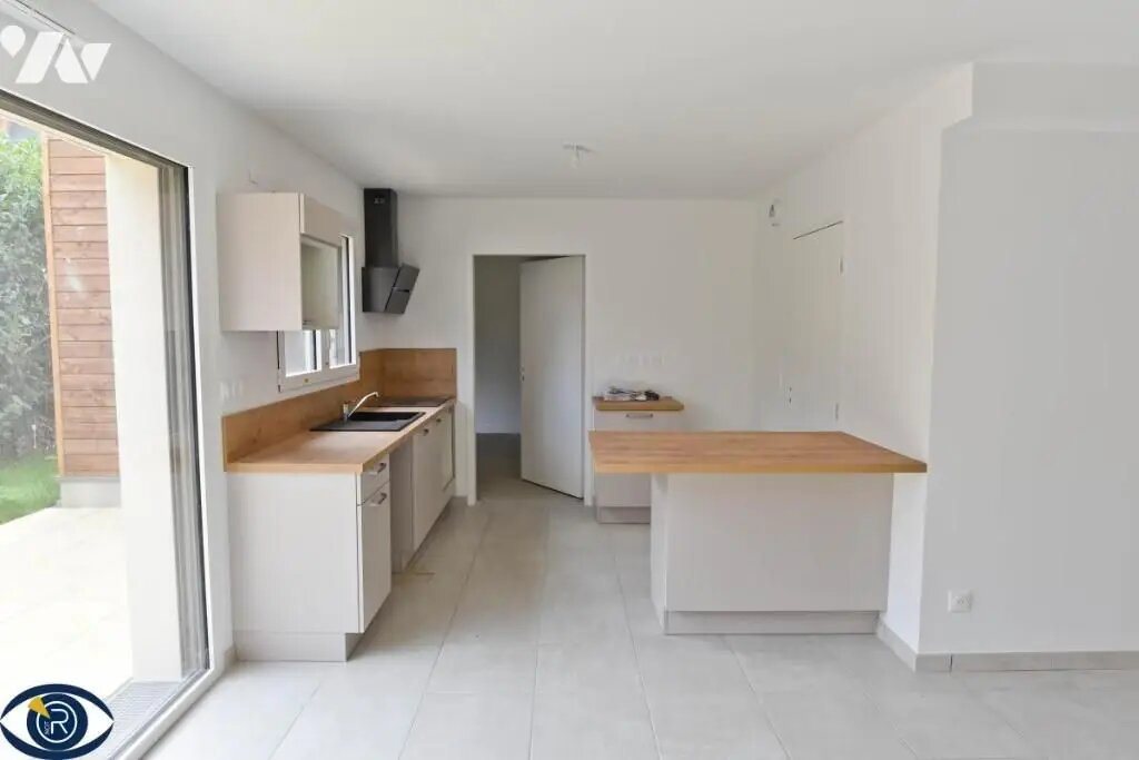 Maison à louer, 6m², Laval