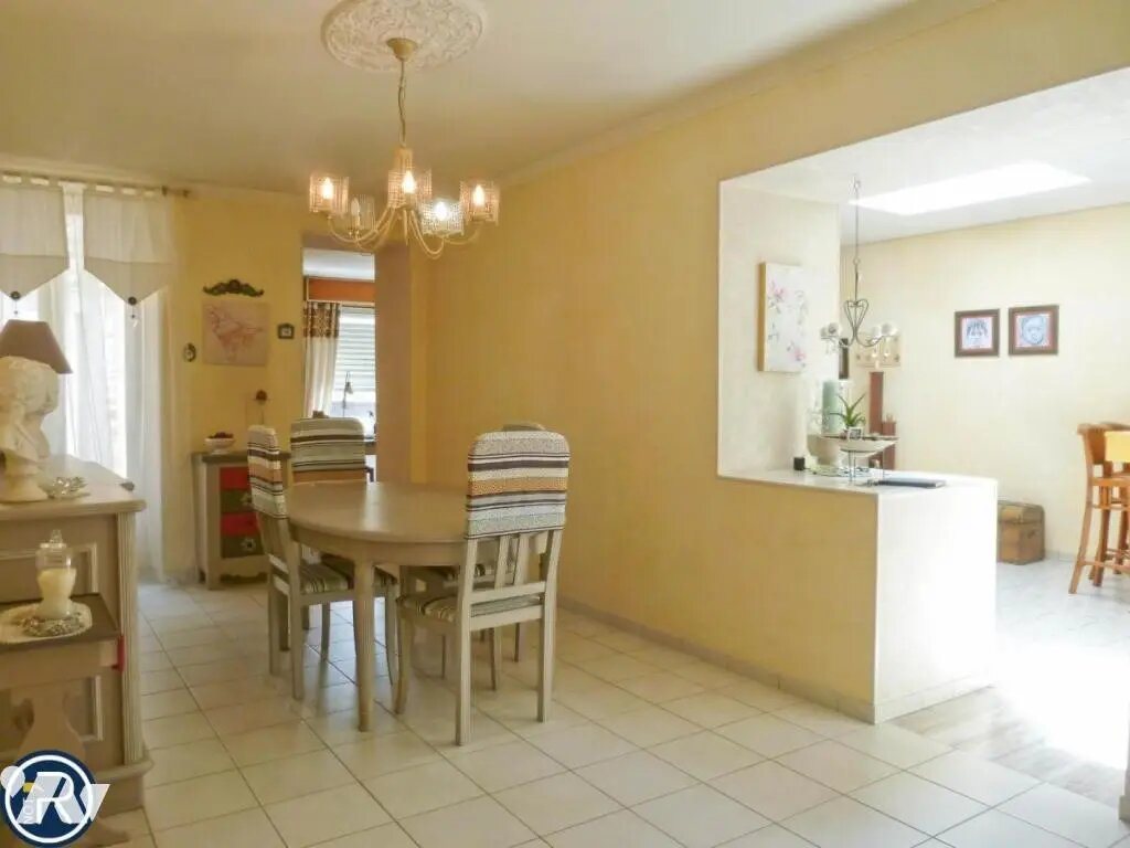 Maison à vendre, 130m², Montsûrs