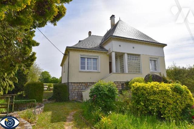 Maison à vendre, 141m², Mézangers