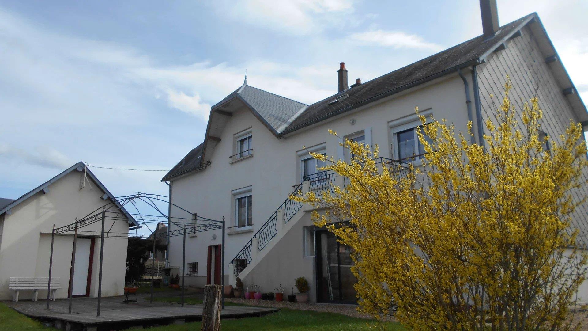 Maison à vendre, 175m², Arleuf
