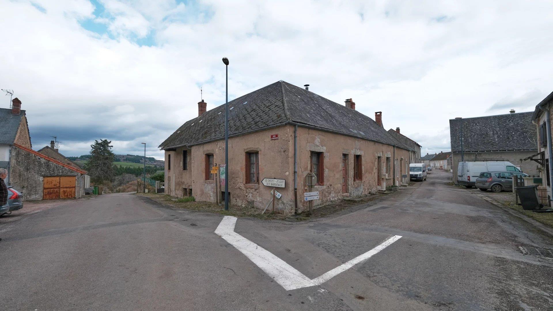 Maison à vendre, 130m², Roussillon-en-Morvan
