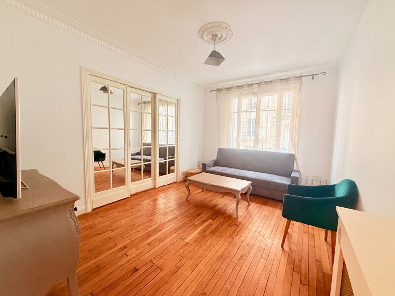 Appartement à louer, 67m², Paris 18ème