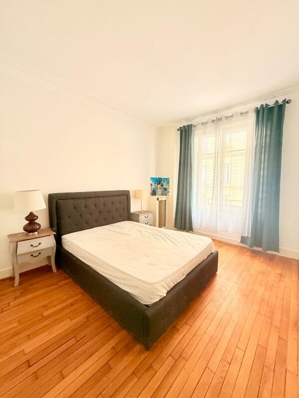 Appartement à louer, 67m², Paris 18ème