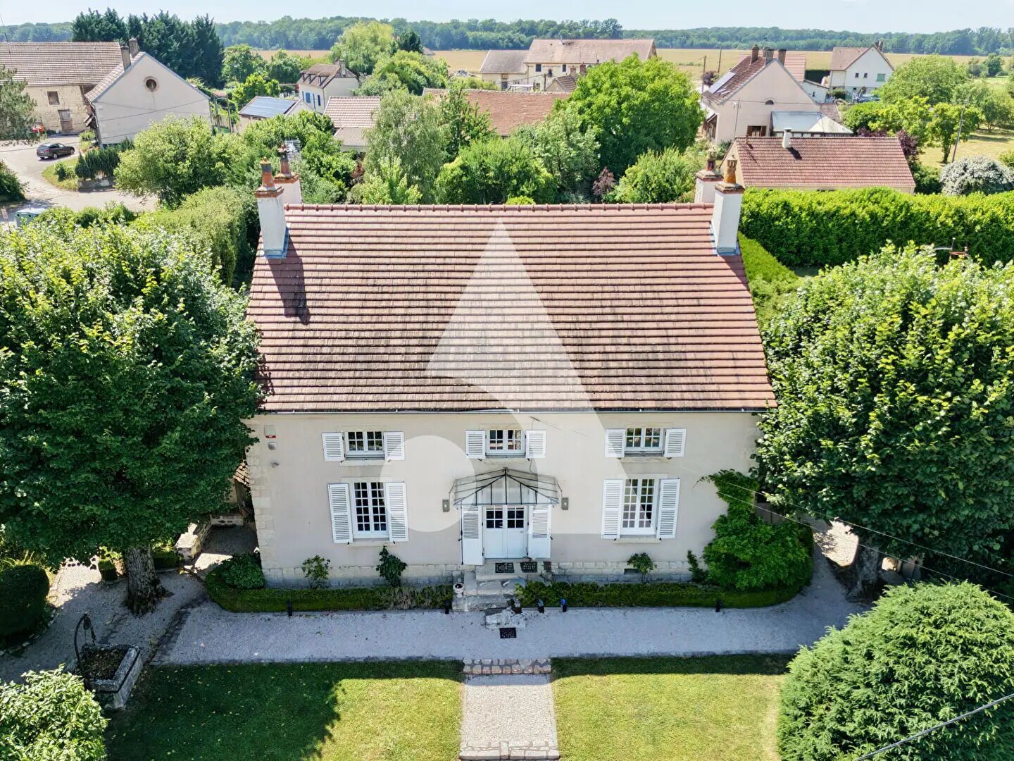 Maison à vendre, 207m², Saint-Léger-Triey