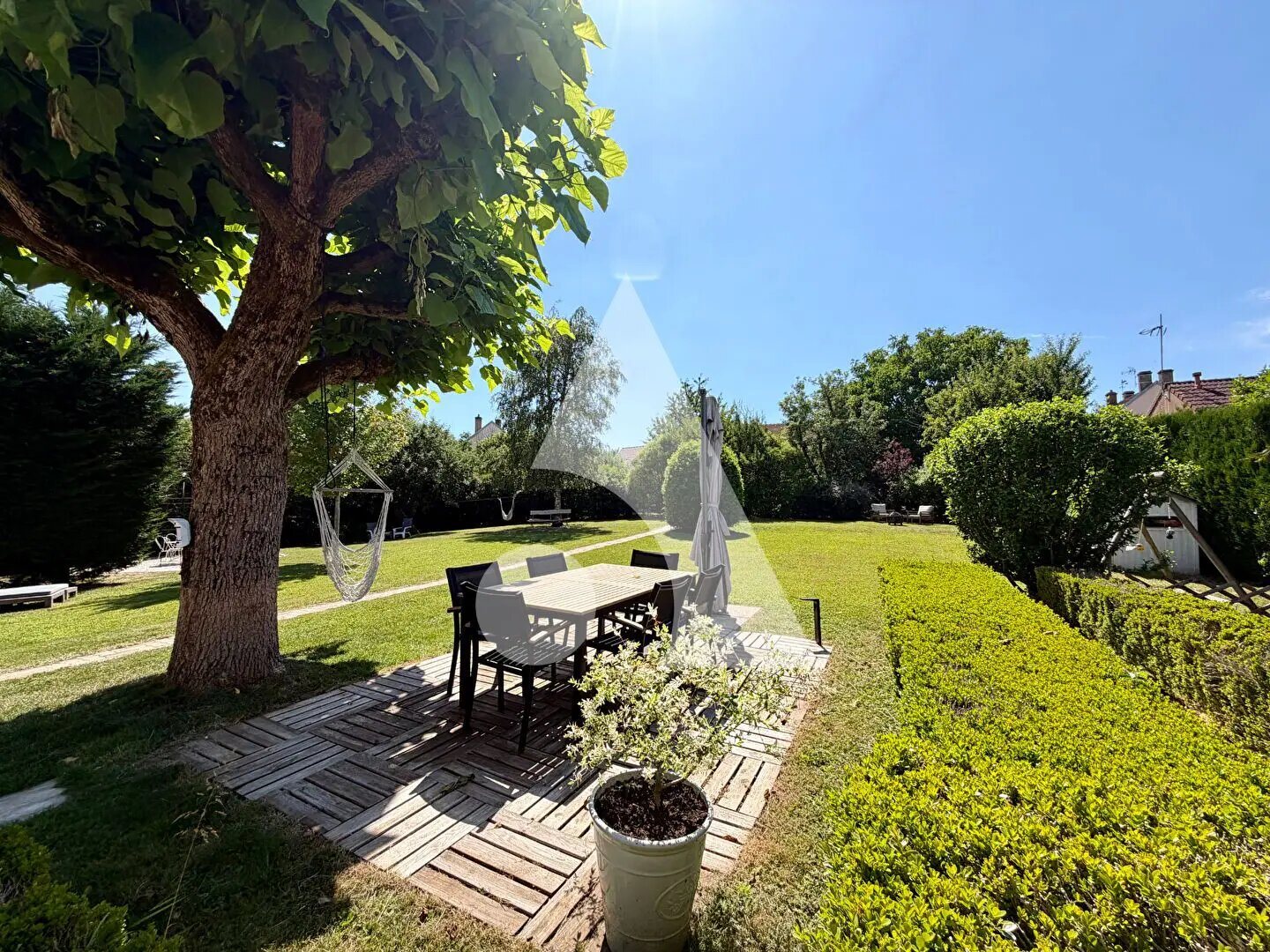 Maison à vendre, 207m², Saint-Léger-Triey