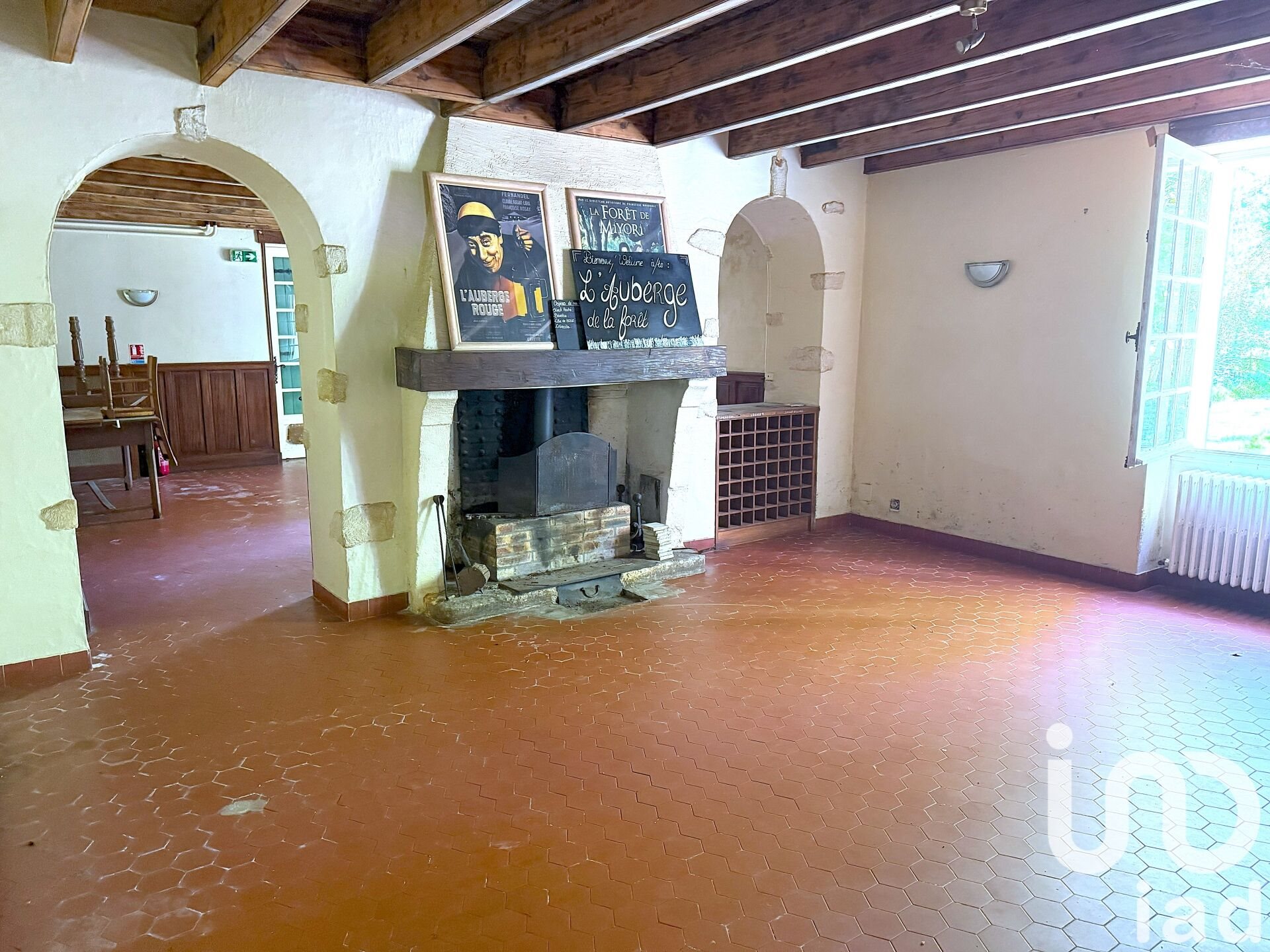 Maison à vendre, 390m², Mervent