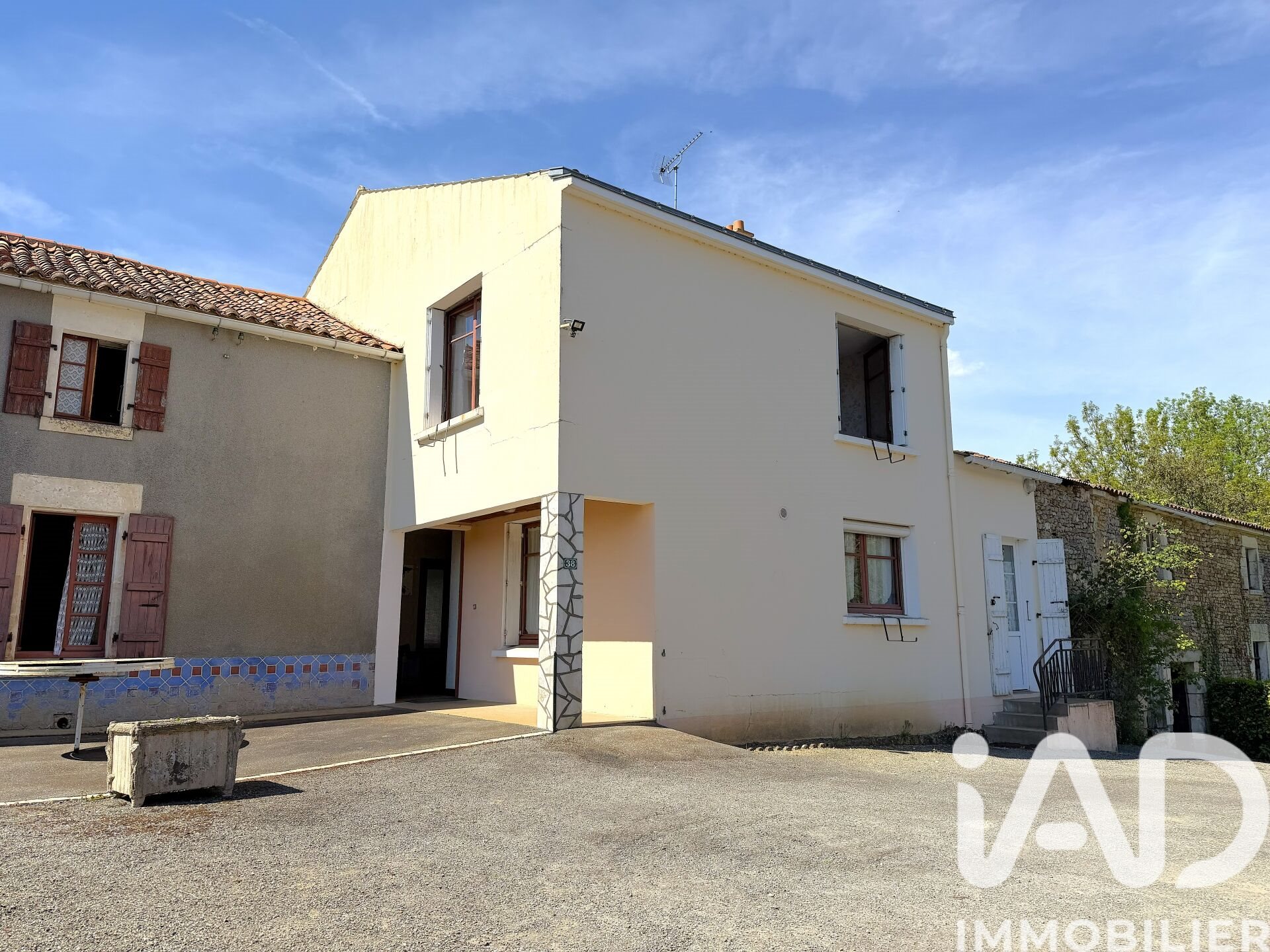 Maison à vendre, 220m², L'Hermenault