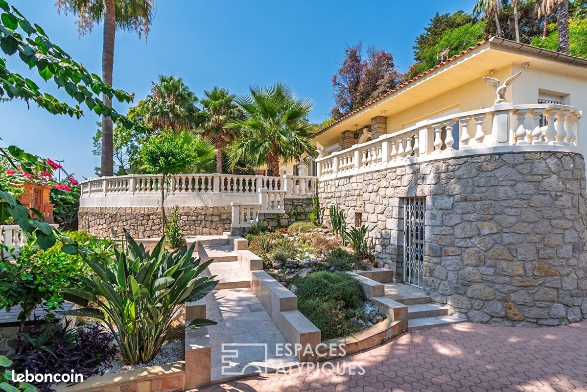 Maison à vendre, 209m², Vallauris