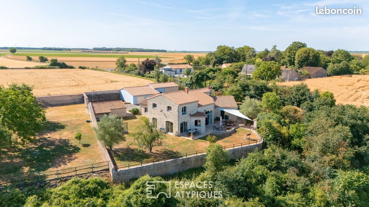 Maison à vendre, 244m², Luzay