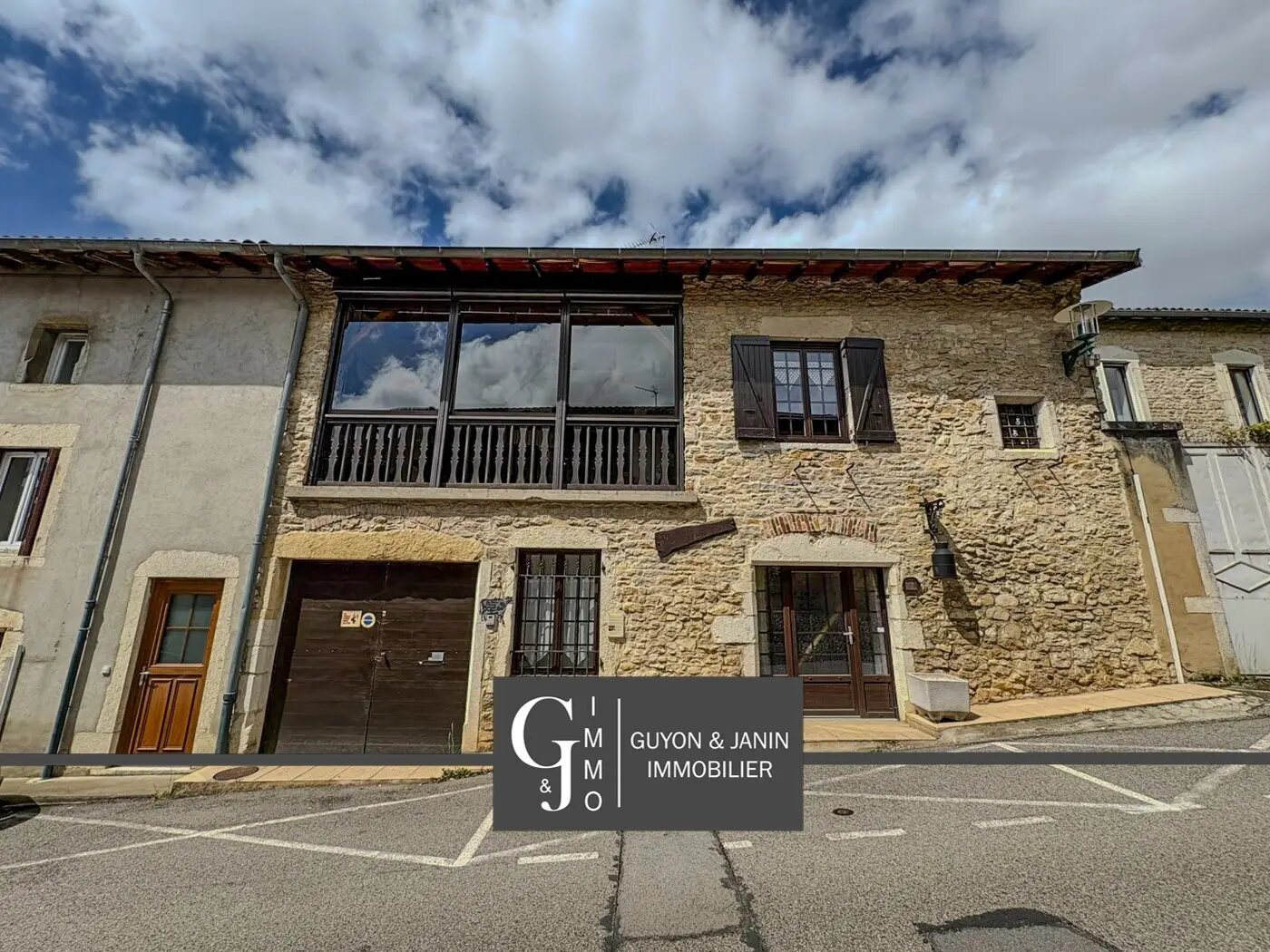 Maison à vendre, 258m², Revonnas