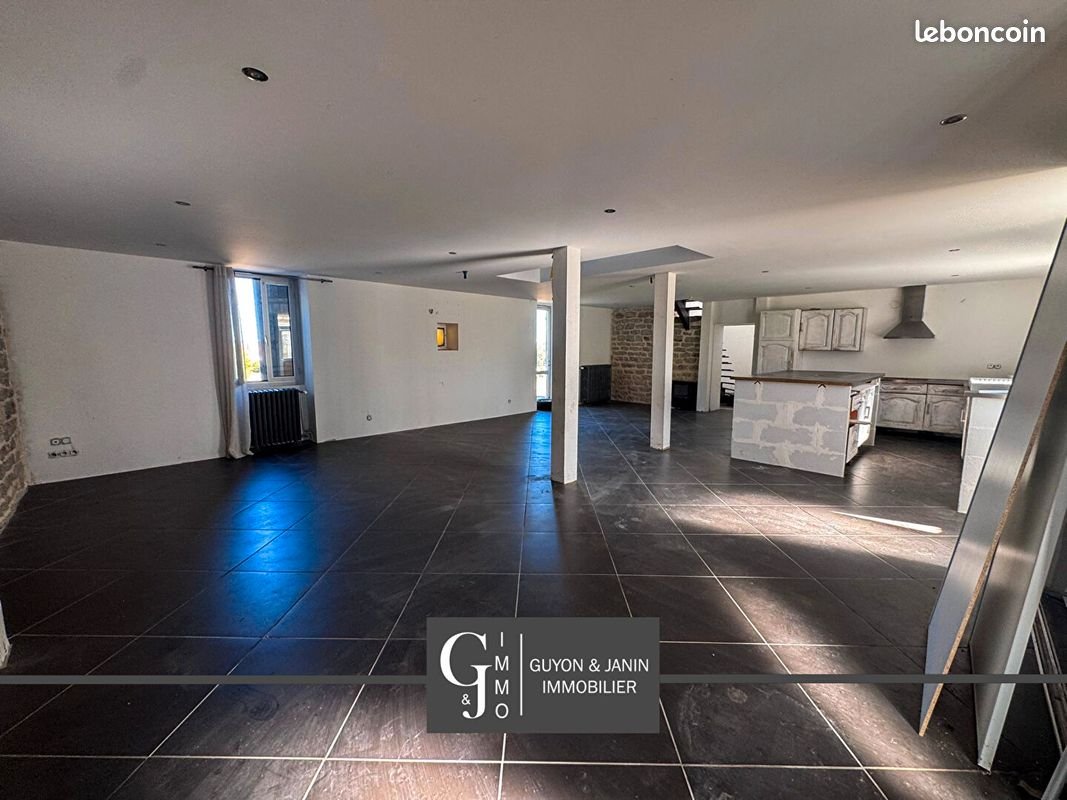 Maison à vendre, 144m², Saint-Eusèbe