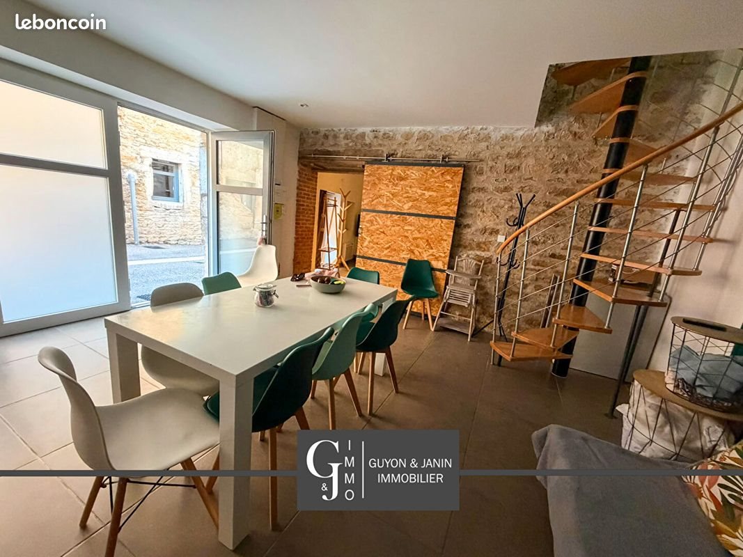 Maison à vendre, 197m², Jujurieux