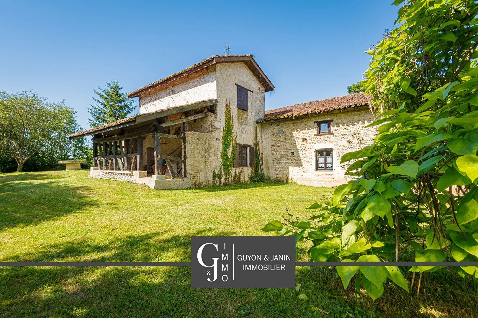 Maison à vendre, 312m², Viriat