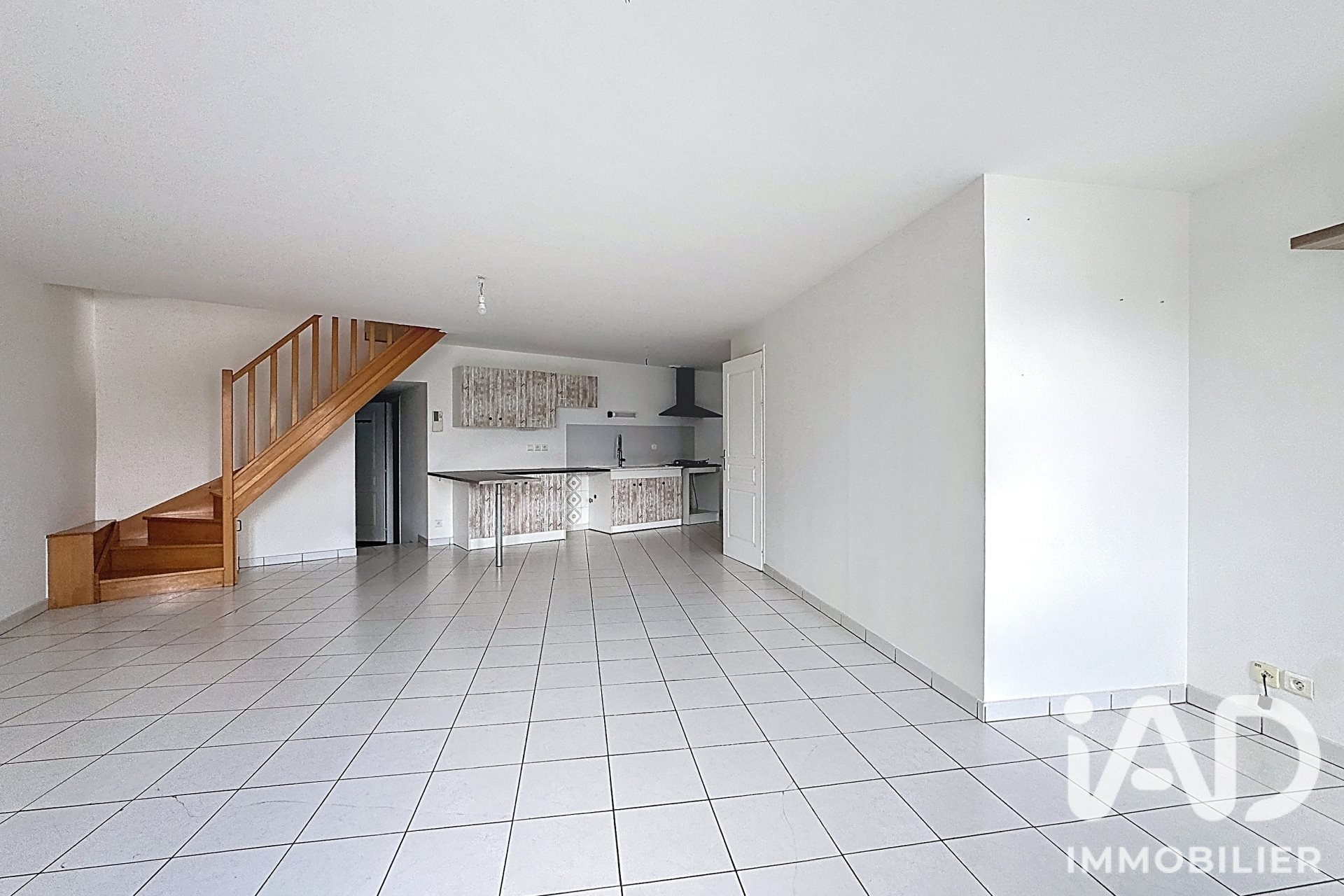 Appartement à louer, 90m², Courçon