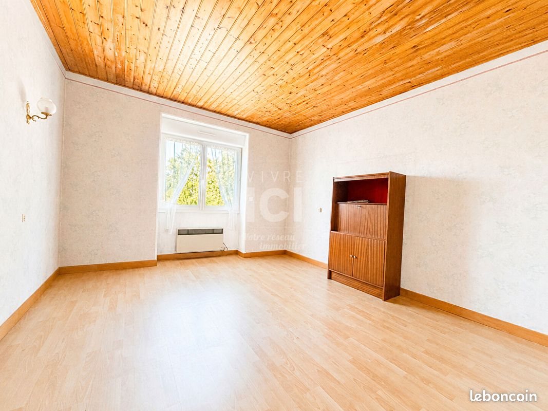 Maison à vendre, 82m², Pont-Saint-Martin