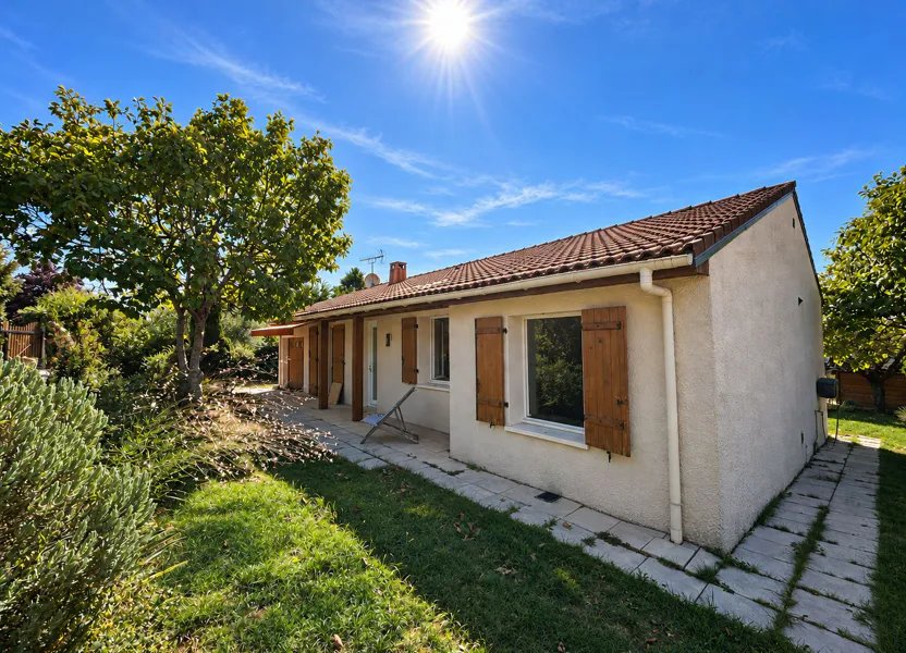 Maison à louer, 117m², Saint-Donat-sur-l'Herbasse