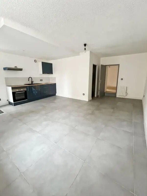 Appartement à louer, 42m², Saint-Uze