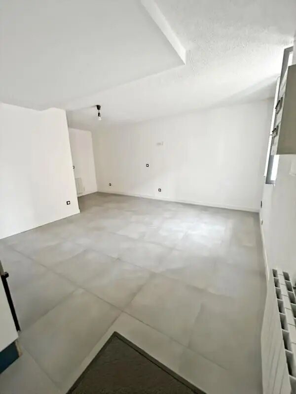 Appartement à louer, 42m², Saint-Uze