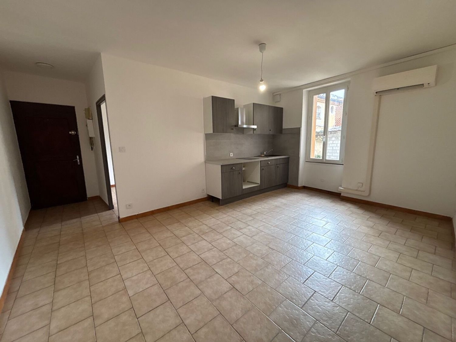 Appartement à louer, 42m², Monteux