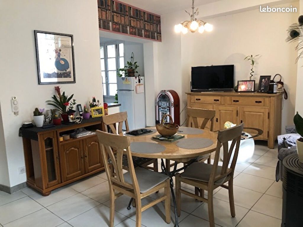 Appartement à louer, 64m², Sarrians