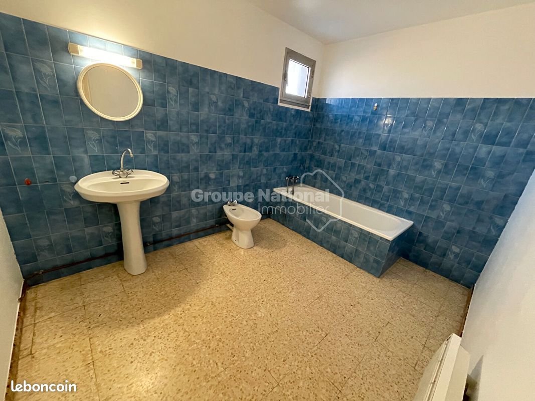 Appartement à louer, 88m², Monteux