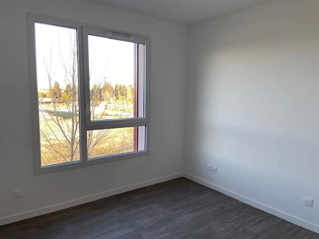 Appartement à louer, 83m², Monteux