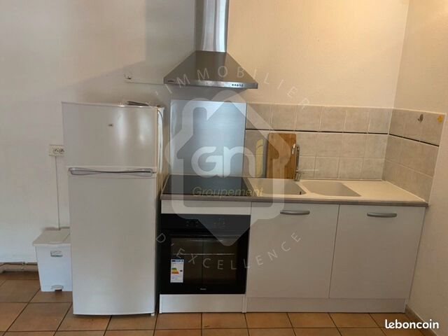 Appartement à louer, 54m², Monteux