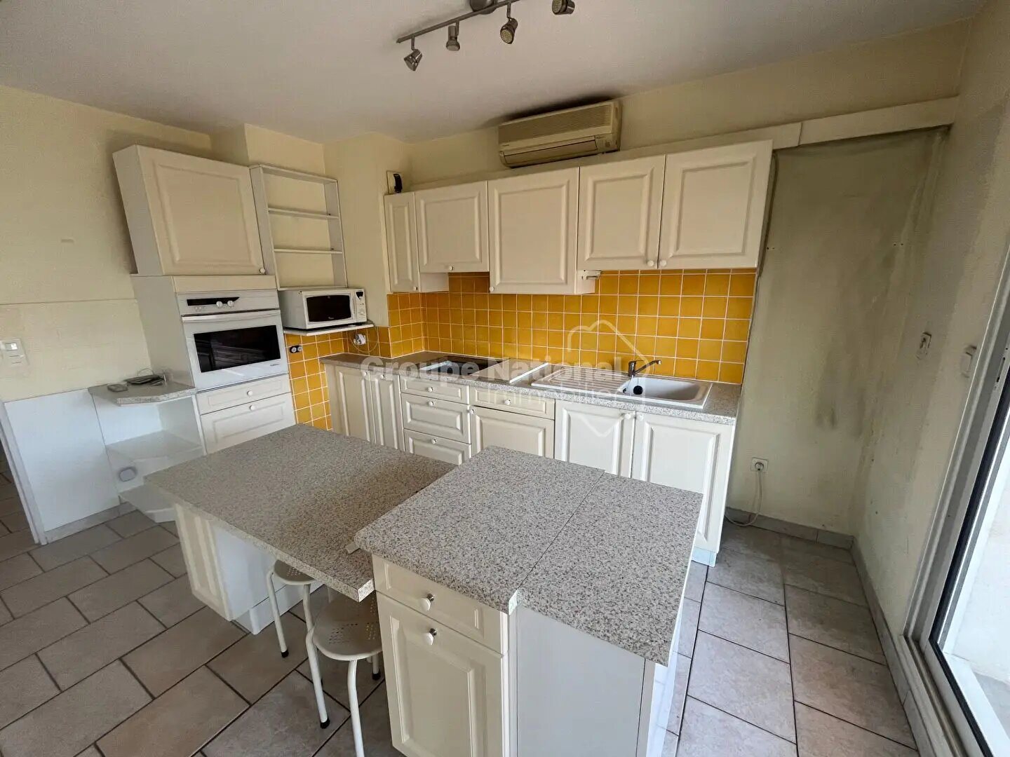 Appartement à louer, 68m², Monteux