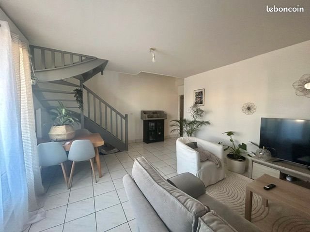 Appartement à louer, 83m², Chécy