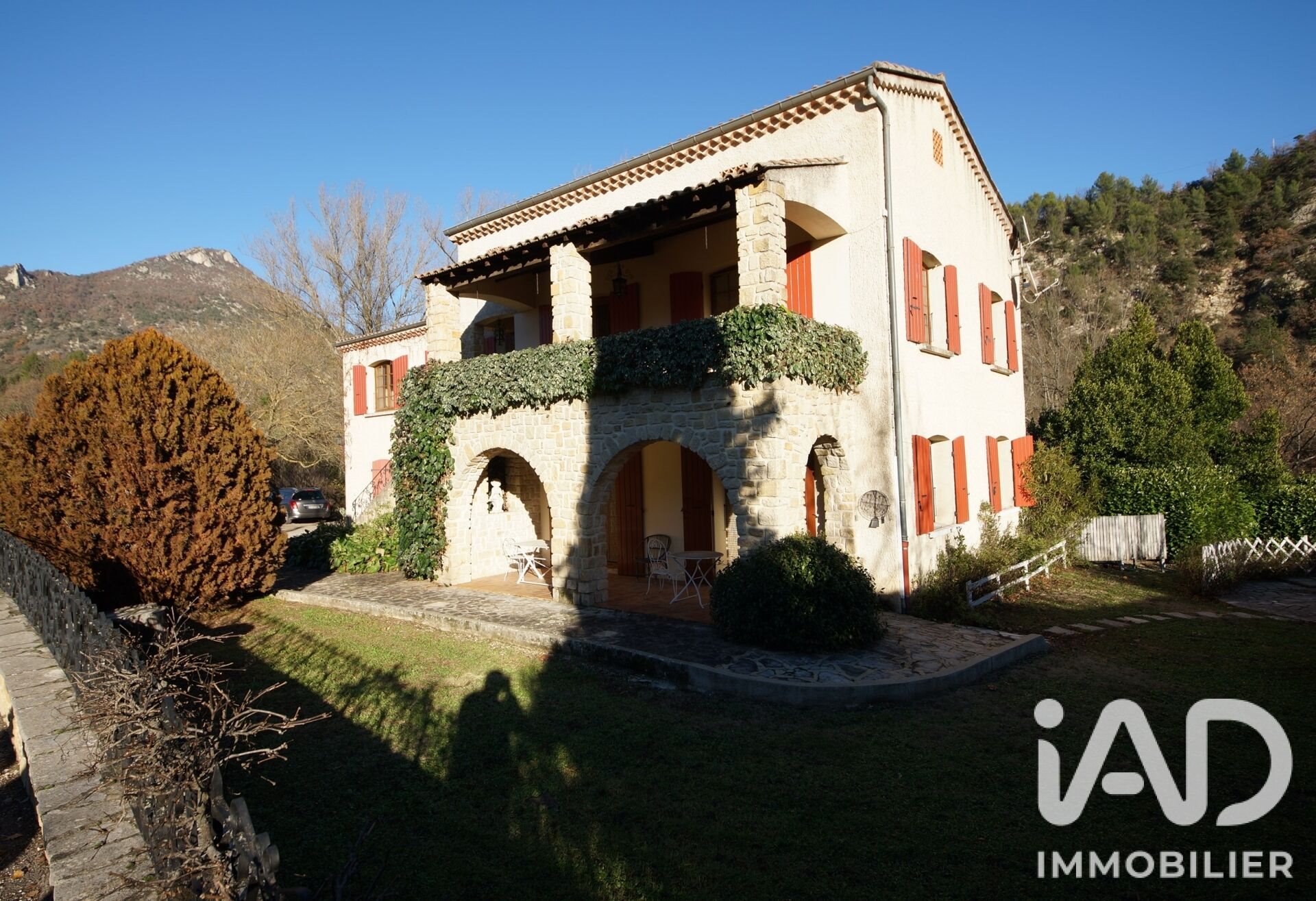 Maison à vendre, 235m², Saint-Ferréol-Trente-Pas