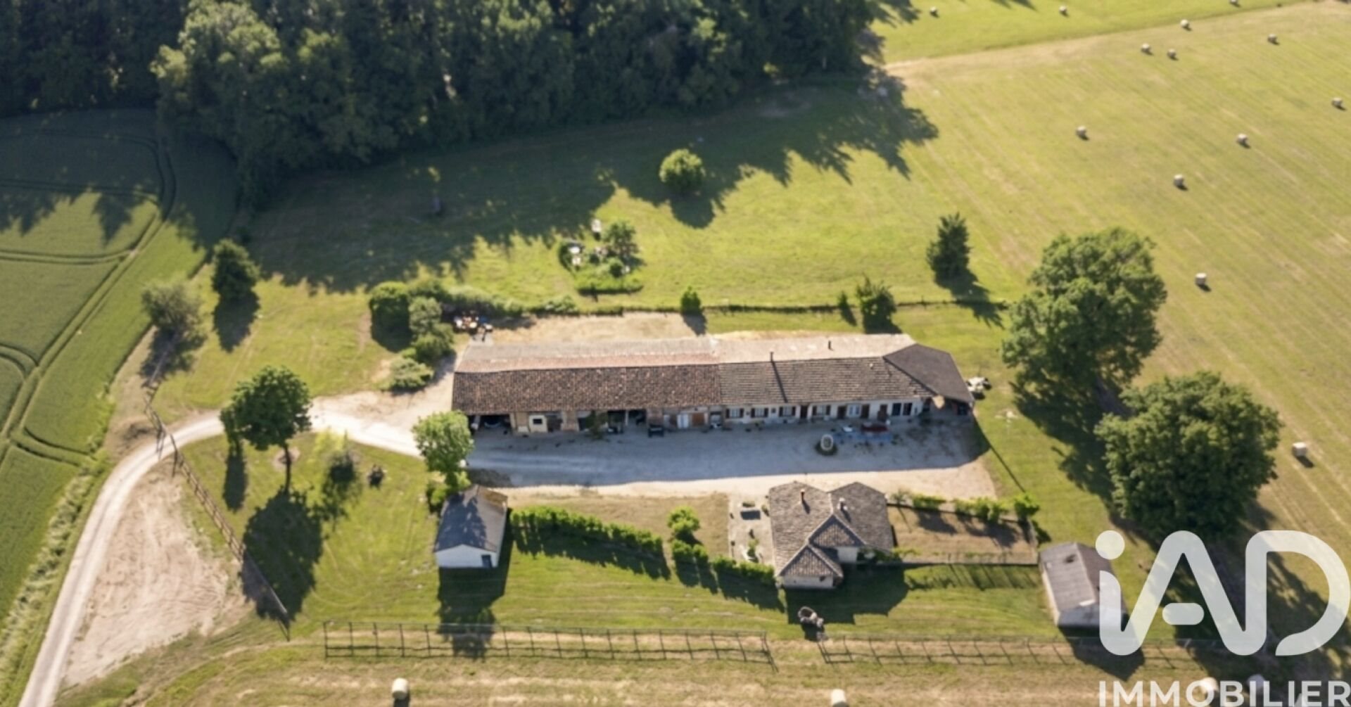 Maison à vendre, 285m², Saint-Etienne-du-Bois