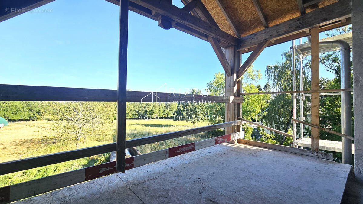 Appartement à vendre, 137m², Chevry