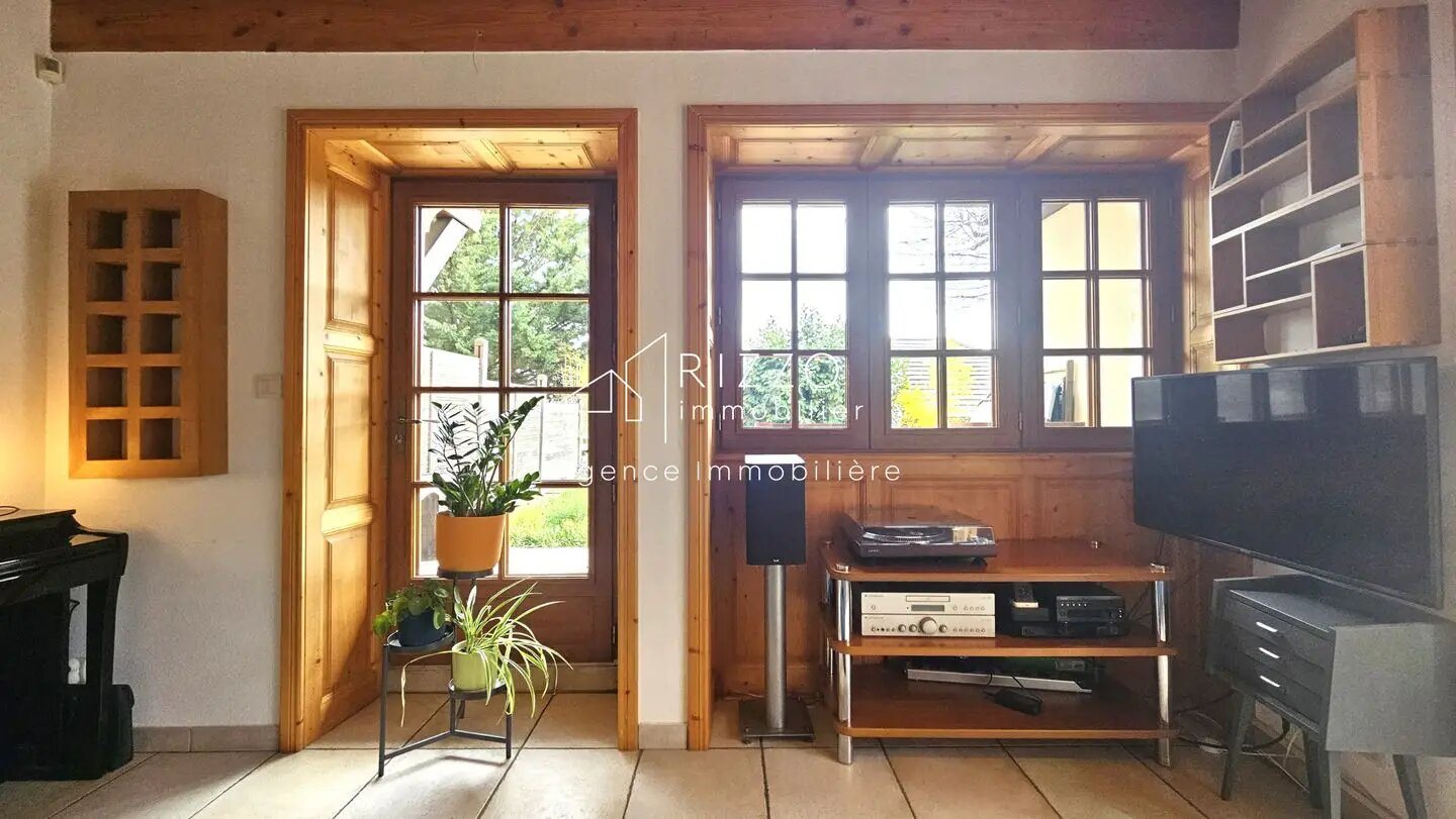 Maison à vendre, 220m², Prévessin-Moëns