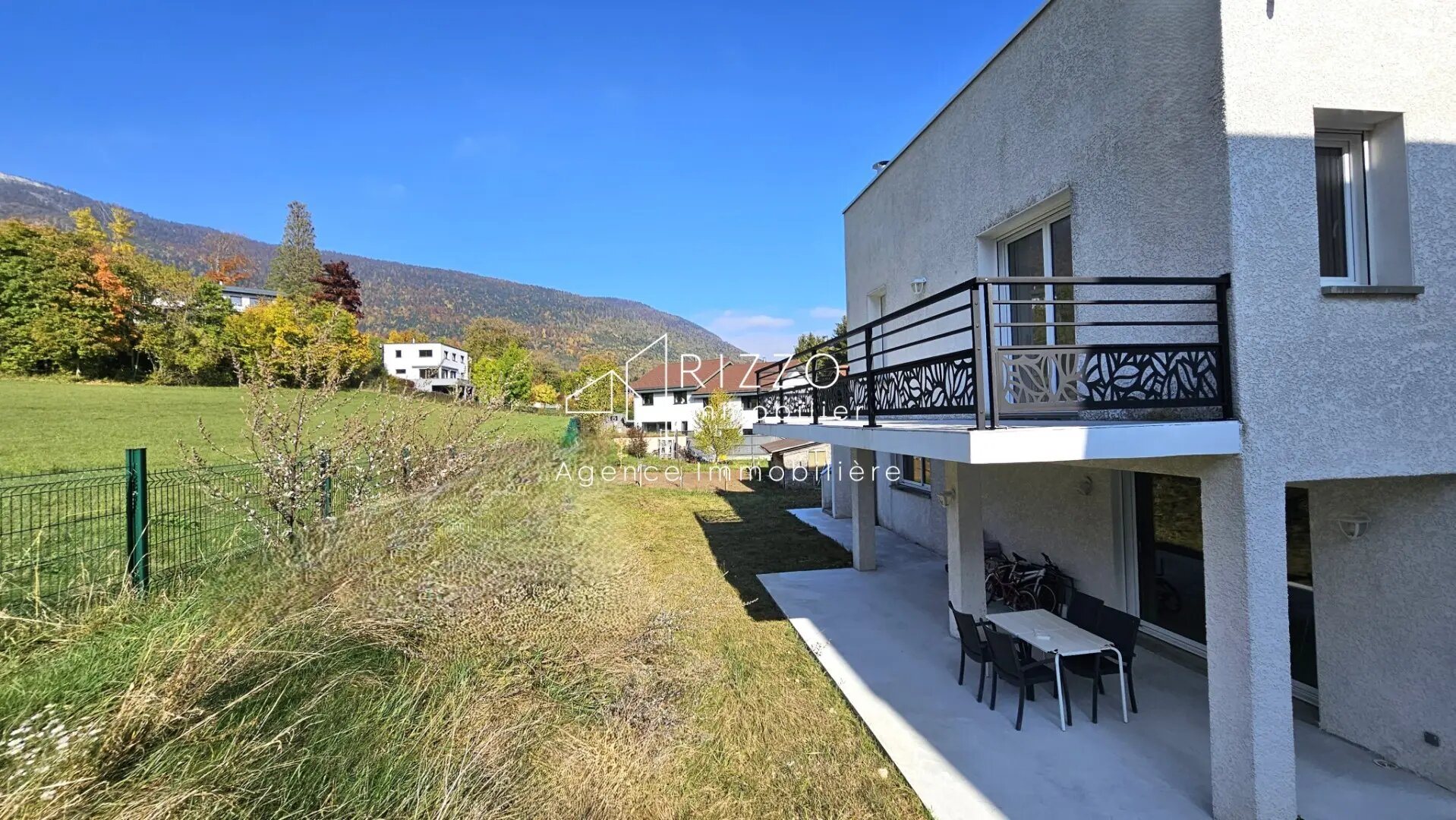 Maison à vendre, 167m², Gex