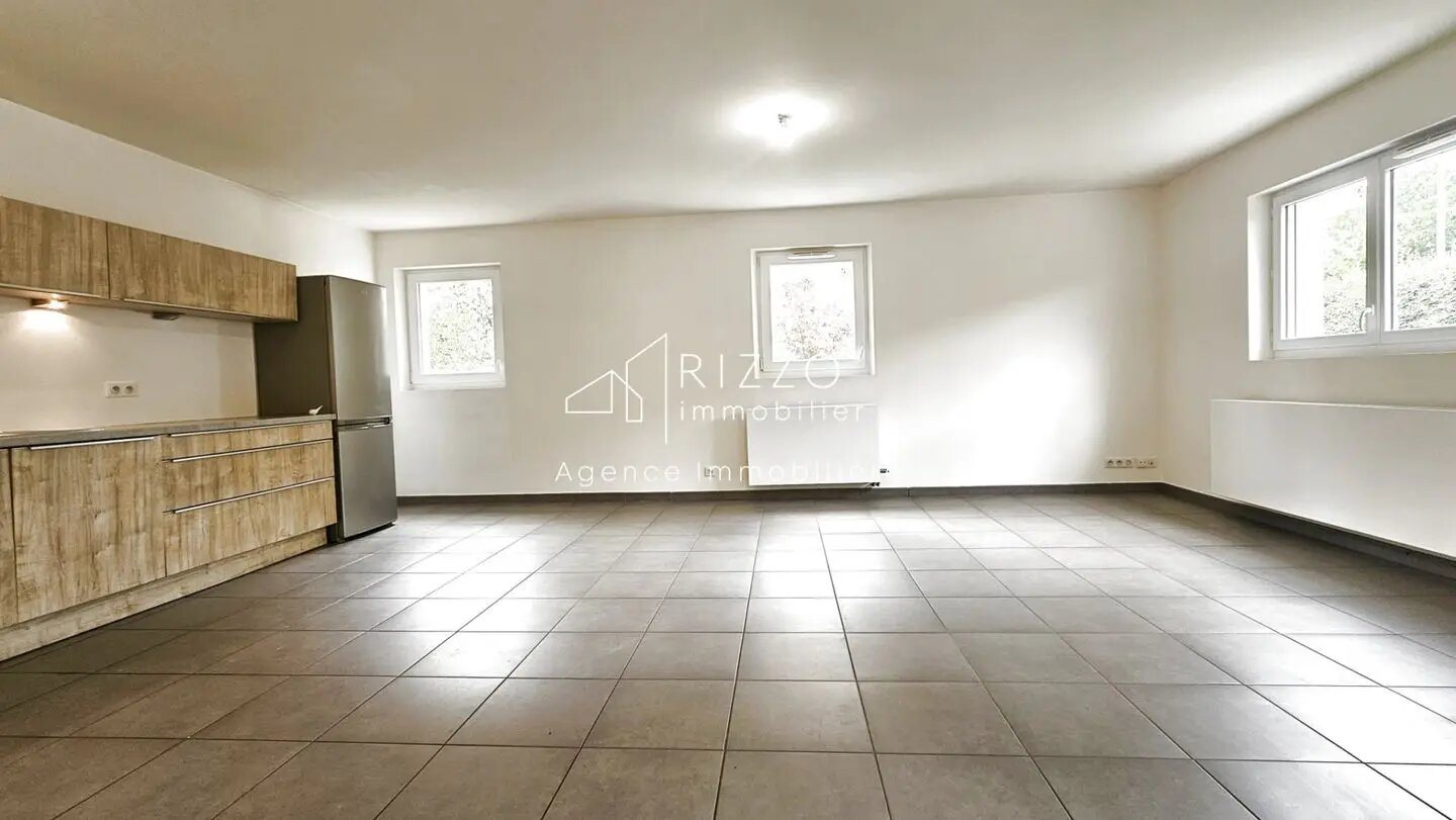 Appartement à vendre, 76m², Péron