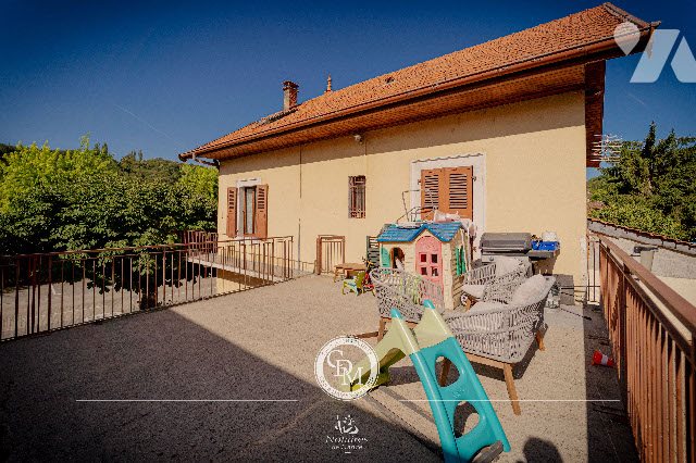 Maison à vendre, 244m², Frangy