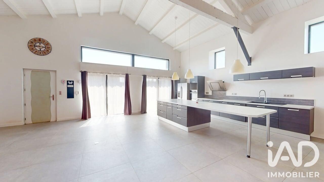 Maison à vendre, 147m², Saint-Cyr-du-Doret