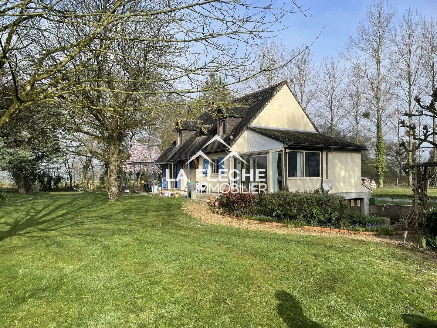 Maison à vendre, 139m², Noyant