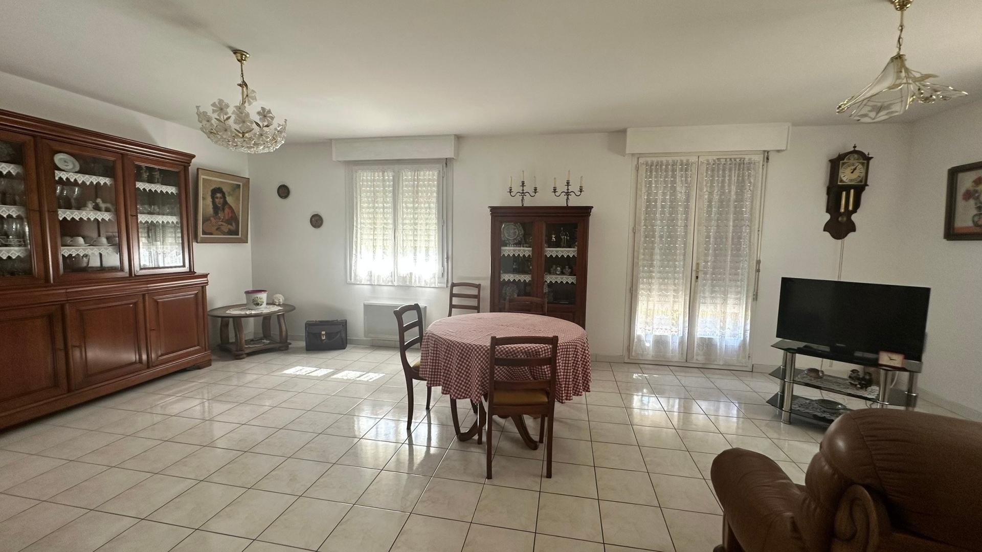 Maison à vendre, 80m², Saintes