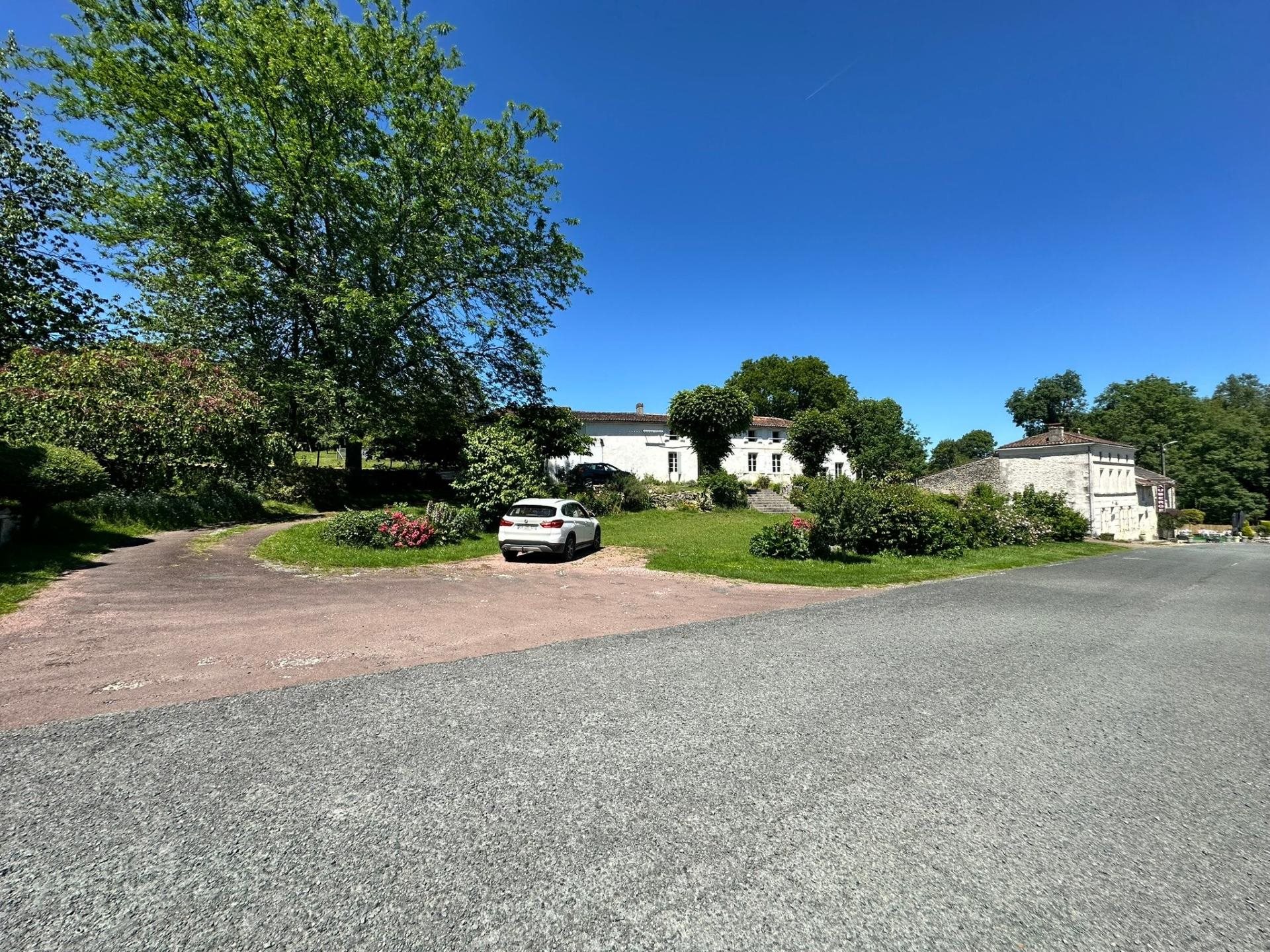 Maison à vendre, 292m², Chaniers