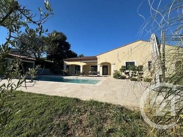 Maison à vendre, 212m², Brignoles